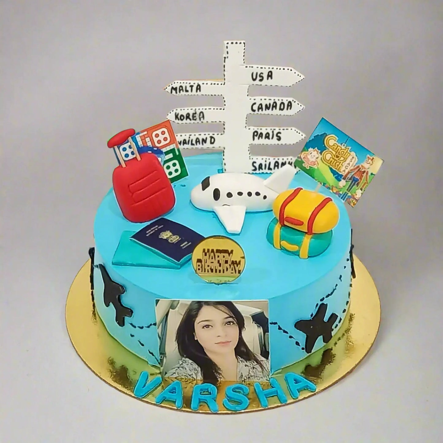 Traveller Theme 1kg blueberry birthday Cake,cakestry15,noida,cake full image