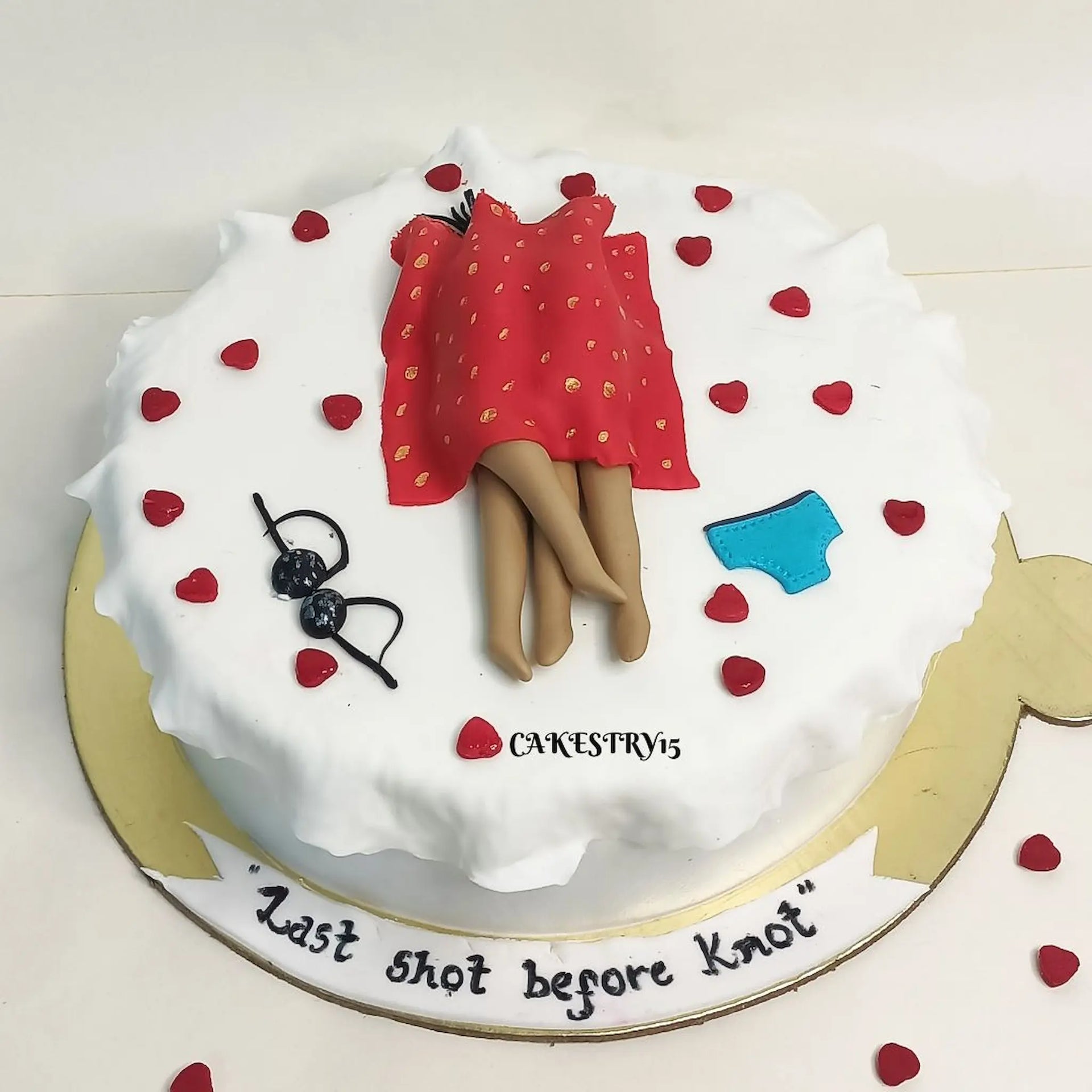 Bachelorette Last Fun 1kg Cake Pineapple kg Eggless