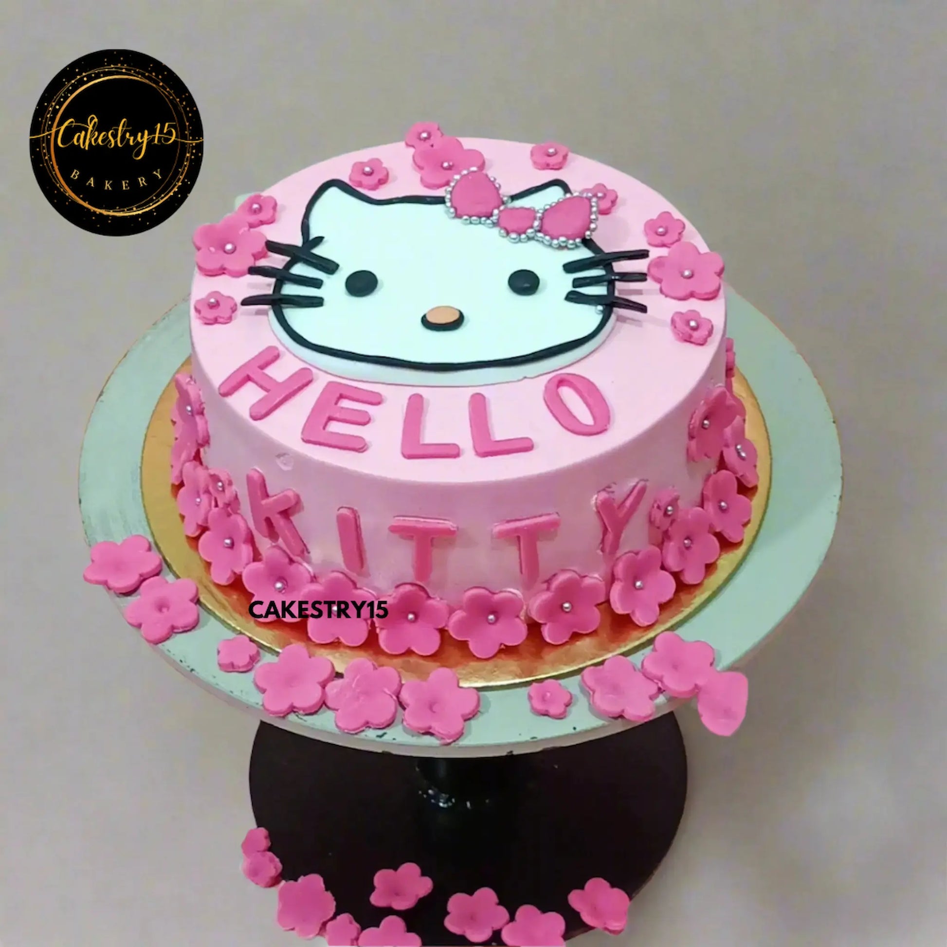 Kitty Theme 1kg Cake