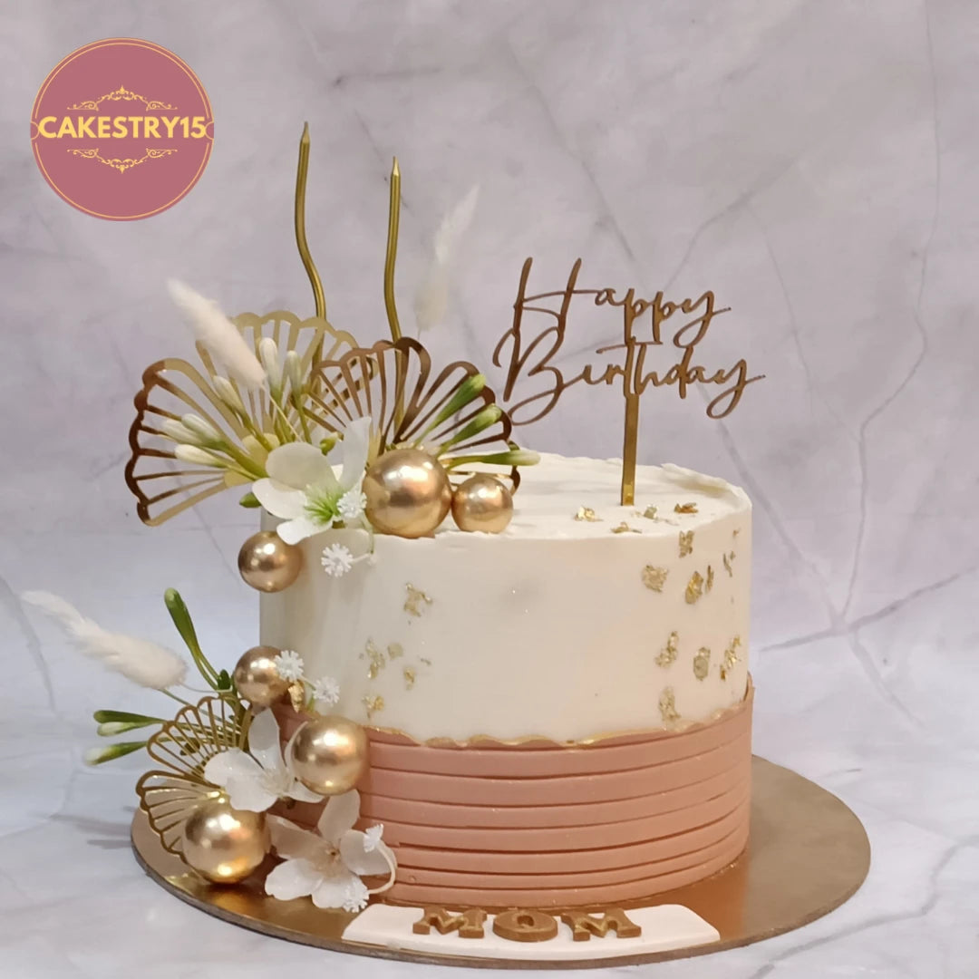 Elegant eggless cakes featuring a fault line design, perfect as a birthday cake and premium theme cake Noida creation for milestone celebrations.
